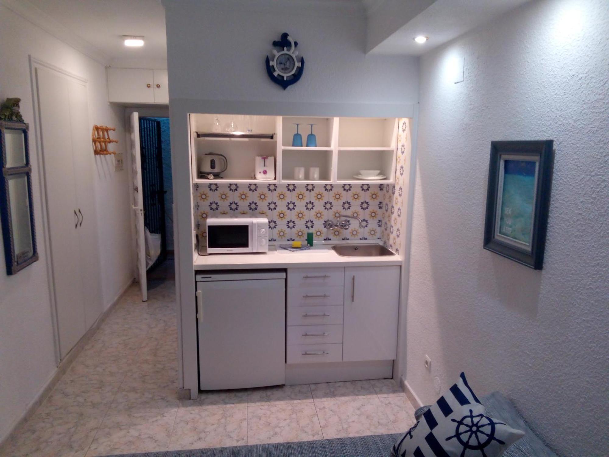 Los Cisnes Beach Studio 100M Playa Apartment Benalmádena Exterior photo
